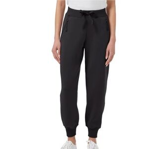 NWT. Kirkland Ladies' Active Jogger.  Size Small